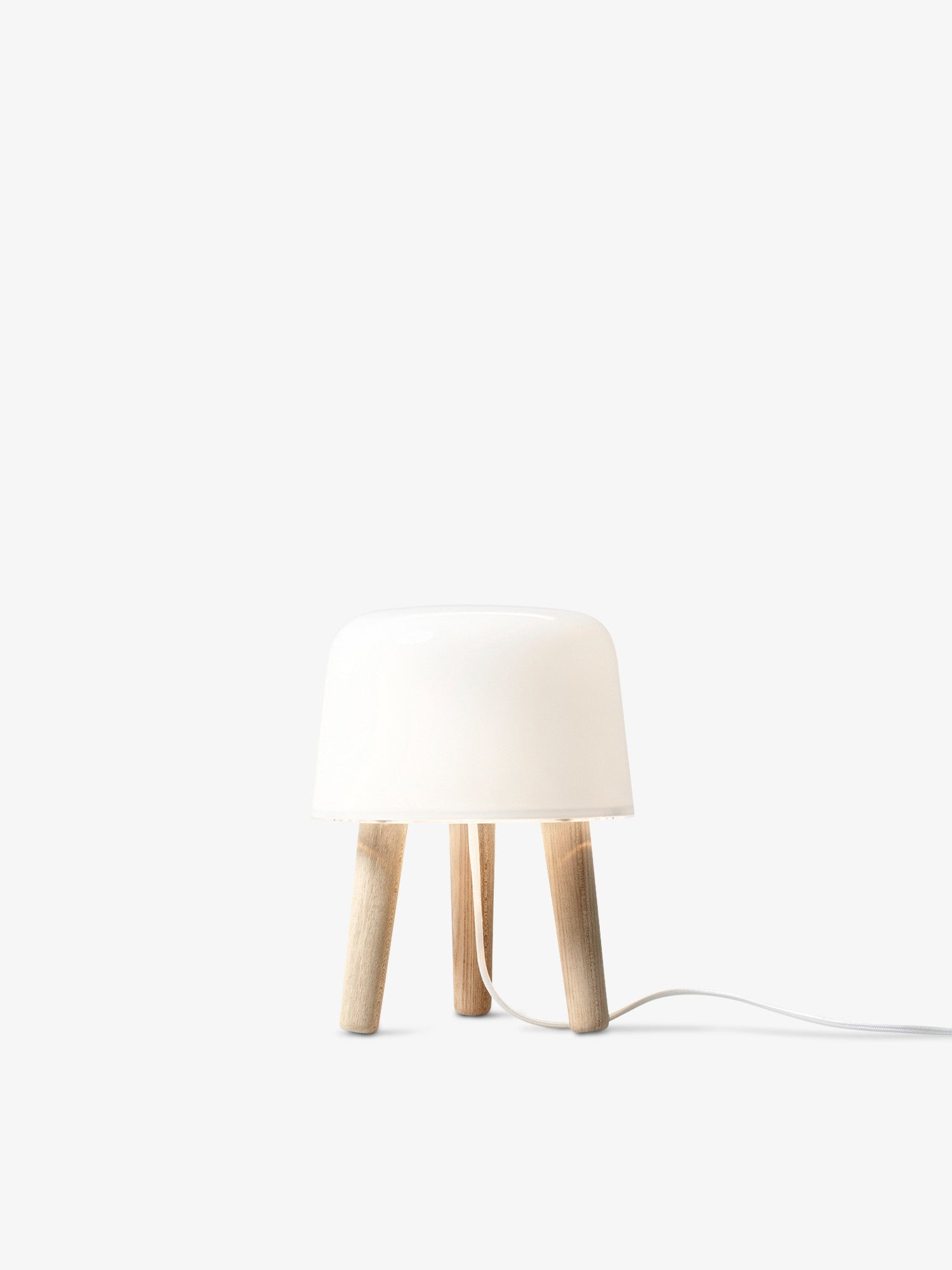 Milk Table Lamp NA1 by &tradition