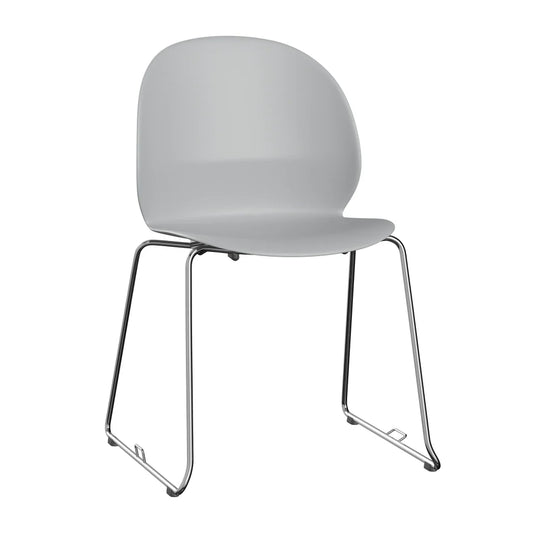 N02™ Recycle - N02-21, Not Upholstered, with steel link by Fritz Hansen