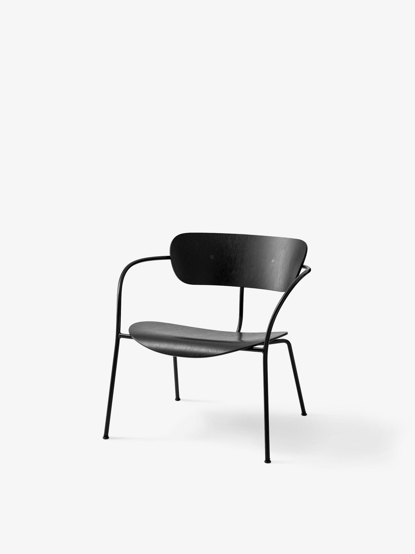 Pavilion Lounge chair AV5 by &tradition