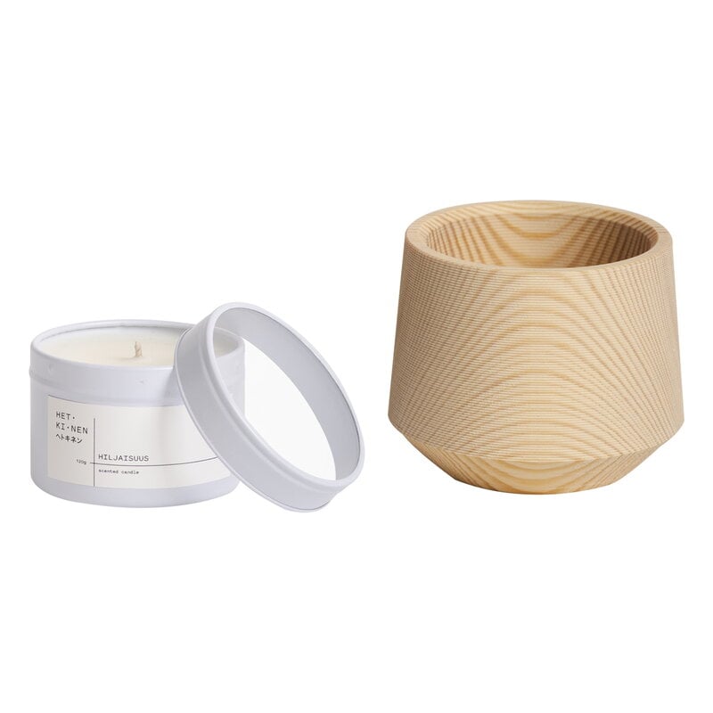 Pine candle vessel and scented candle set by Hetkinen #silence #