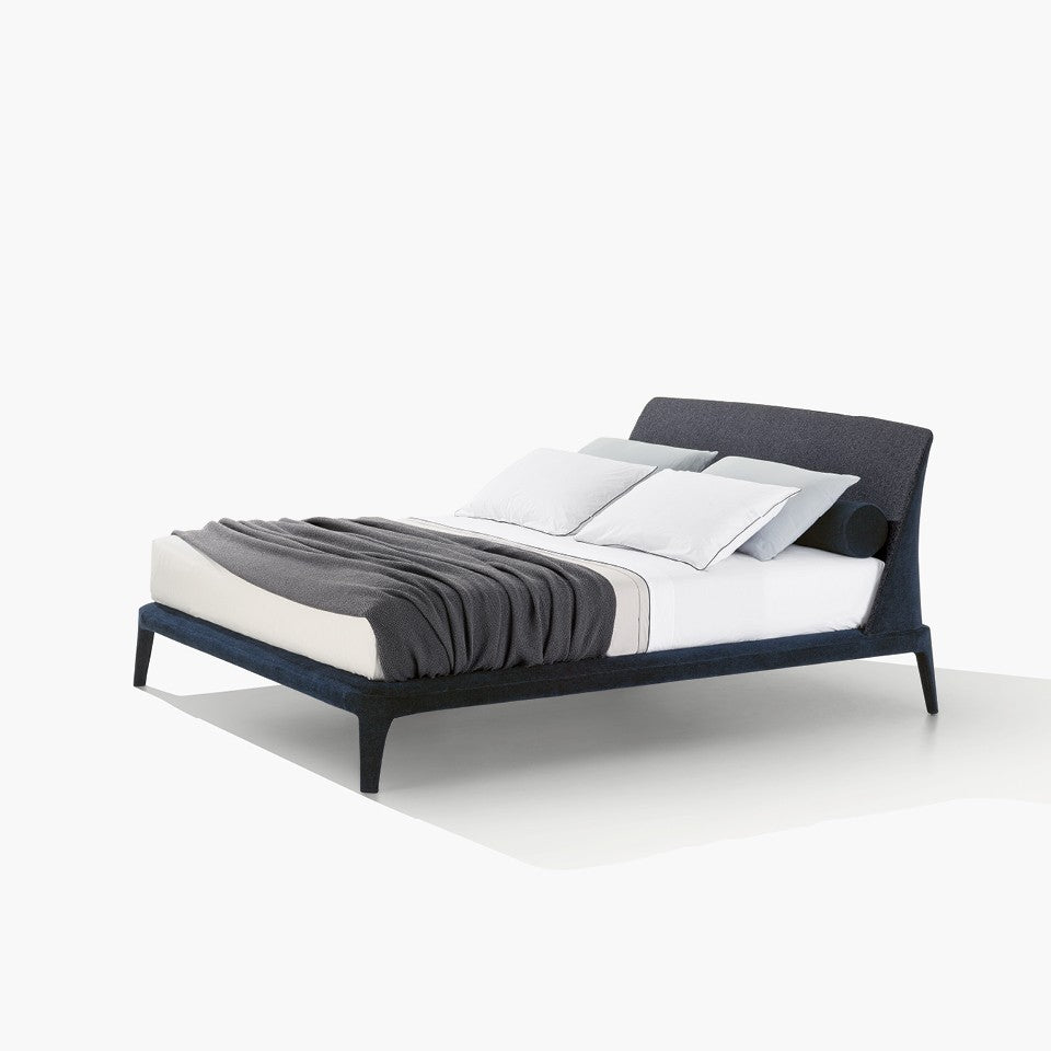 KELLY Beds by Poliform