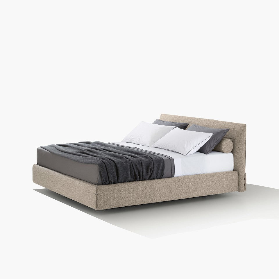 JACQUELINE Beds by Poliform