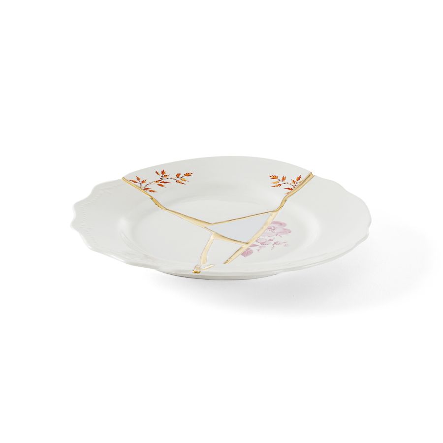 Porcelain and gold plated Dessert plate Kintsugi by Seletti #No.1