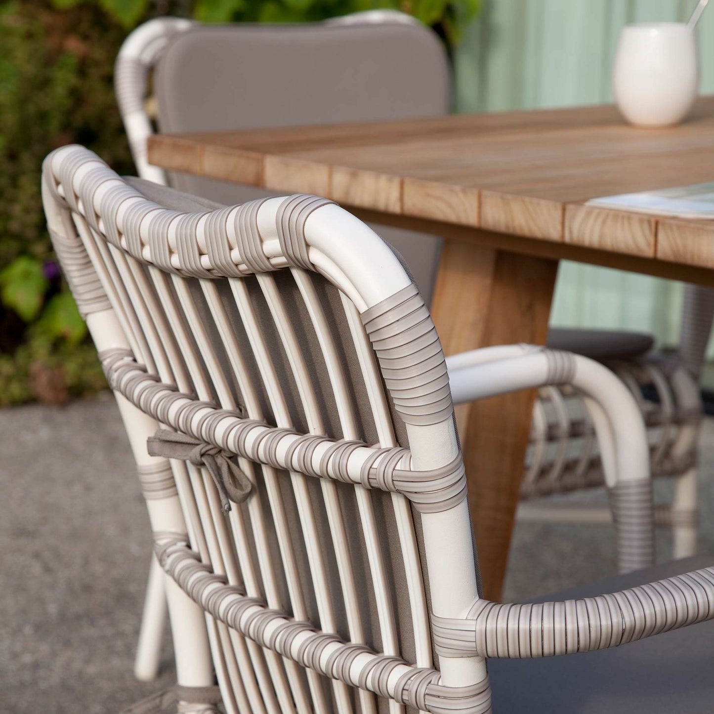 LUCY - Wicker garden dining armchair with armrests