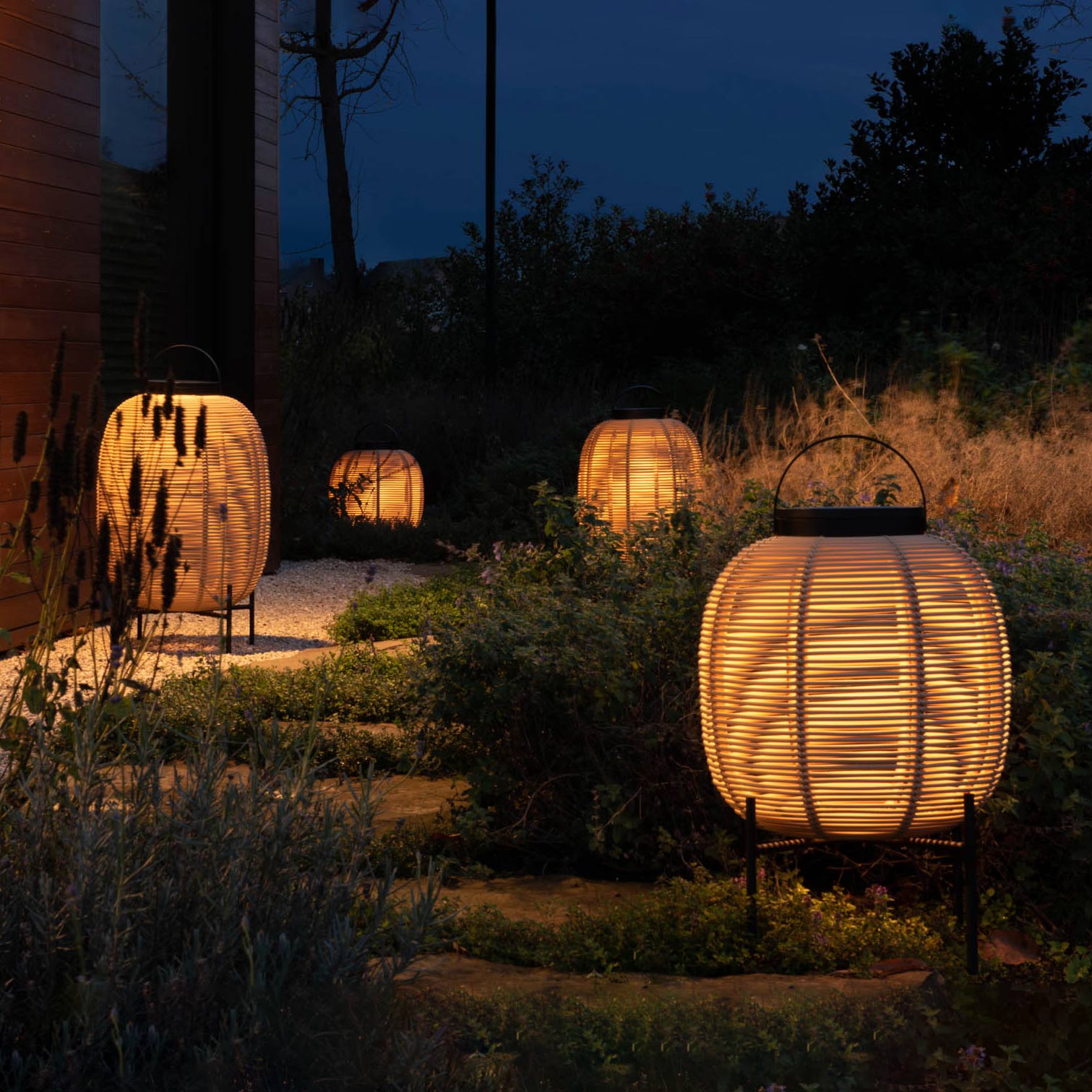 Solar powered wicker lantern with Steel Base TIKA by Vincent Sheppard #Camel