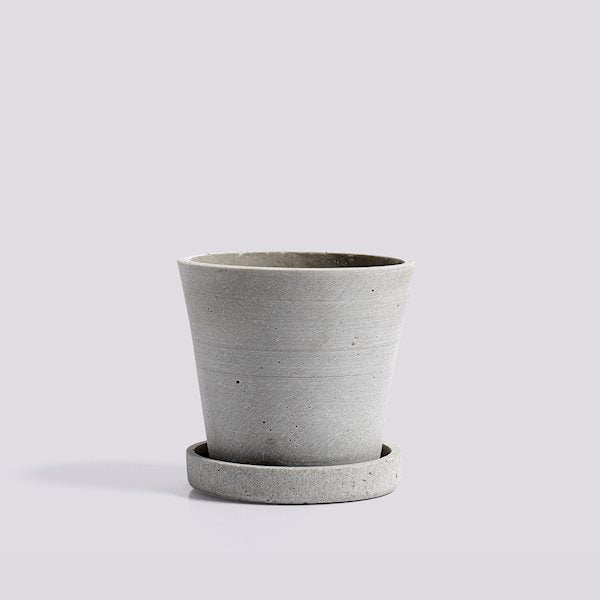 Flowerpot With Saucer by HAY