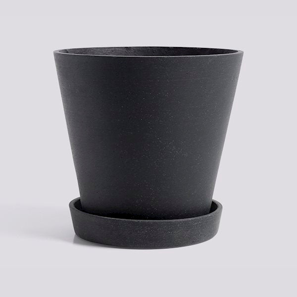 Flowerpot With Saucer by HAY