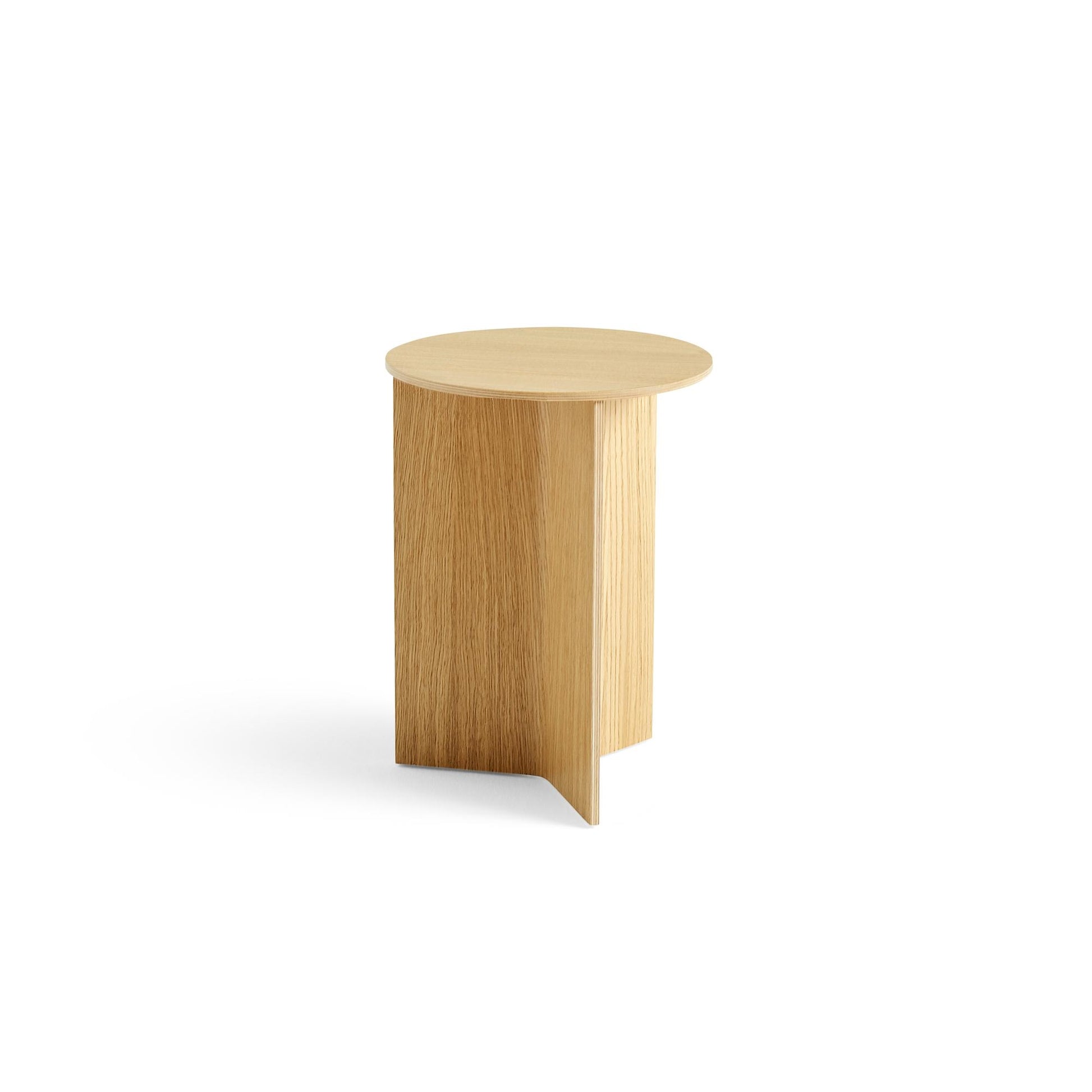 Slit Wood Coffee Table Round Ø35 by HAY #Lacquered Oak