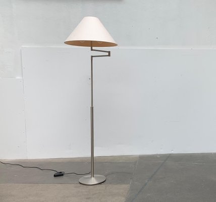 Adjustable Floor Lamp-UAH-973314