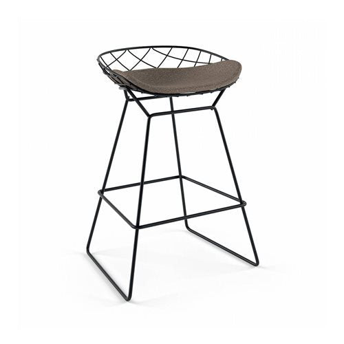 kobi stool / N02 by Alias