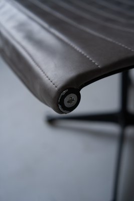 Aluminium Desk Chairs by Charles and Ray Eames, 1960s, Set of 2-LRD-1788330