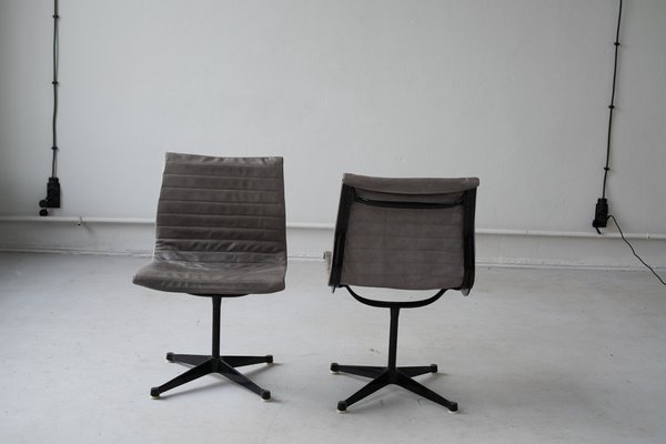 Aluminium Desk Chairs by Charles and Ray Eames, 1960s, Set of 2-LRD-1788330