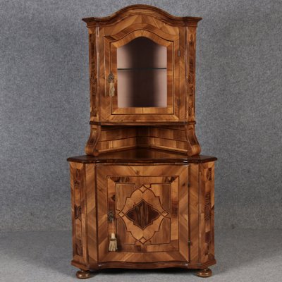 Ancient Baroque Showcase in Walnut, 1730-DXD-1750455