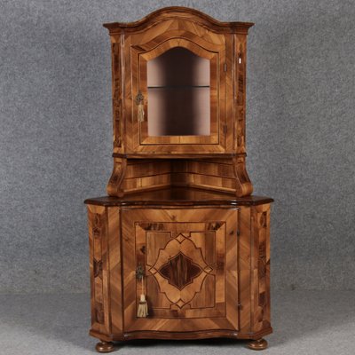 Ancient Baroque Showcase in Walnut, 1730-DXD-1750455