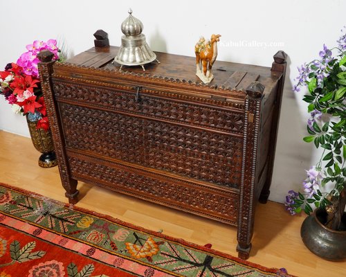 Antique 19th Century Cedar Wood Treasure Dowry Chest, Afghanistan, 1890s-UZN-1389274