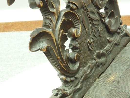 Antique and Hand Carved Oak Chair, 1900s-UG-1156333