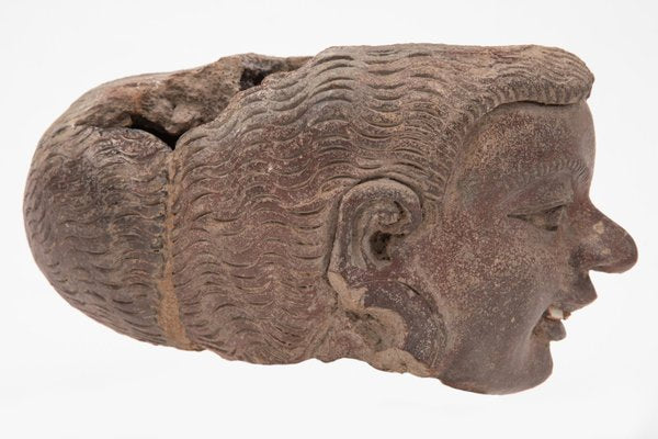 Antique Artefact Majapahit Terracotta Expressive Head-KL-620418