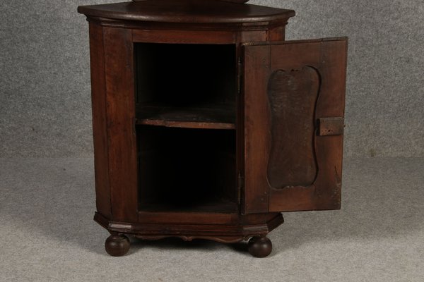 Antique Baroque Corner Cabinet in Walnut, 1800-DXD-1750251