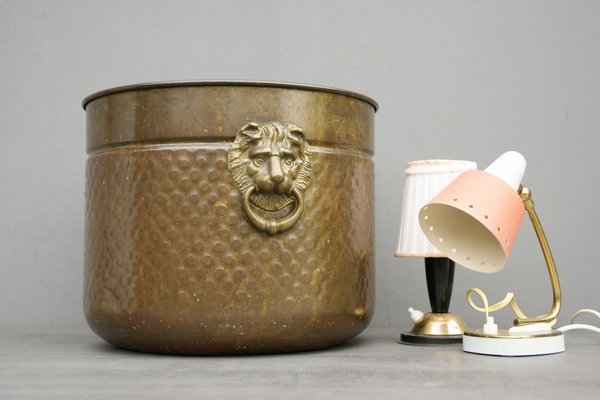 Antique Brass with Lion Heads Flowerpot-DUM-1155177