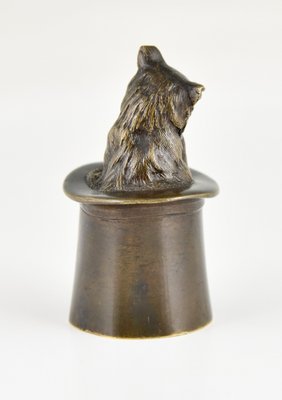 Antique Bronze Table Bell Depicting Cat in a Top Hat, 1880-KTN-1819225