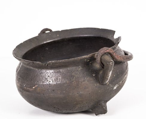 Antique Cauldron in Bronze-VLO-1336523