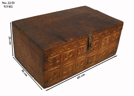 Antique Cedar Wood Treasure Dowry Chest Box, Nuristan, Afghanistan, 1920s-UZN-1404924