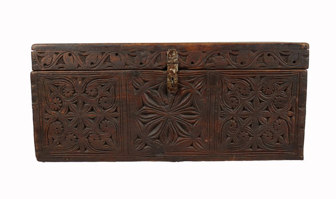 Antique Cedar Wood Treasure Dowry Chest Box, Nuristan, Afghanistan, 1920s-UZN-1404921