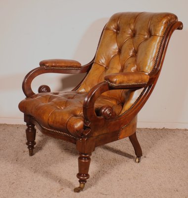 Antique Chesterfield Lounge Chair-HPU-2033698