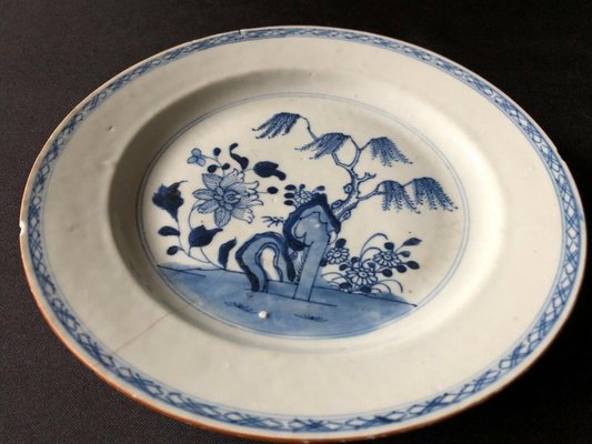 Antique Chinese Porcelain Plate with Floral Blue and White-QKG-1331499