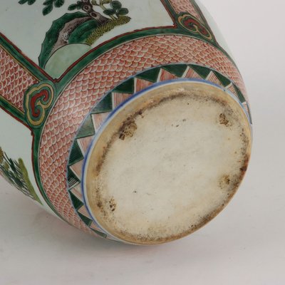 Antique Chinese Vase in Wucai Porcelain-VMM-2033336