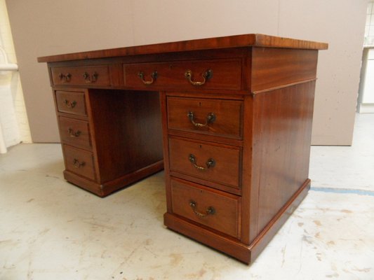 Antique Desk in Mahogany-PNJ-1812523