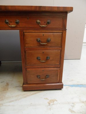 Antique Desk in Mahogany-PNJ-1812523