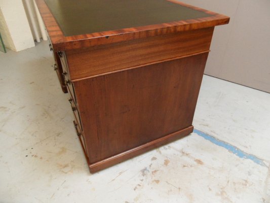 Antique Desk in Mahogany-PNJ-1812523