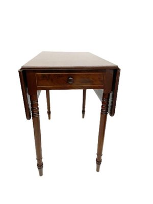 Antique English Pembroke Table in Mahogany-UCH-1239934