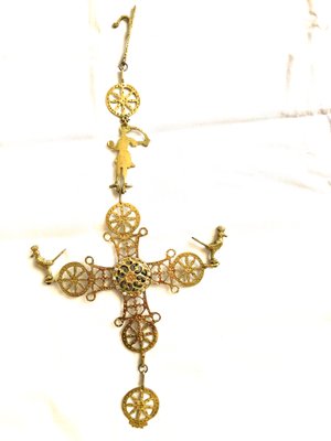 Antique Golden Metal Crucifix-OLY-590764