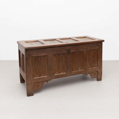 Antique Gothic Chest in Wood-WM-1257924