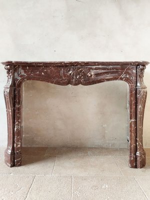 Antique Hand-Carved Trois Coquilles Mantelpiece in Red Marble-TDA-1801289