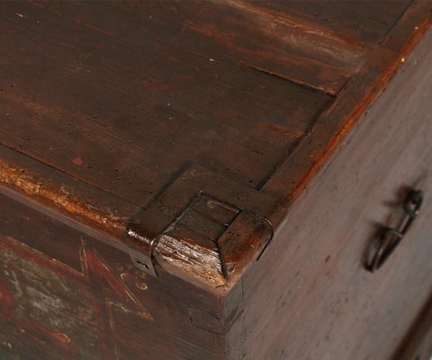 Antique Hand-Painted Tyrolean Solid Larch Chest, 1600s-NJV-884855