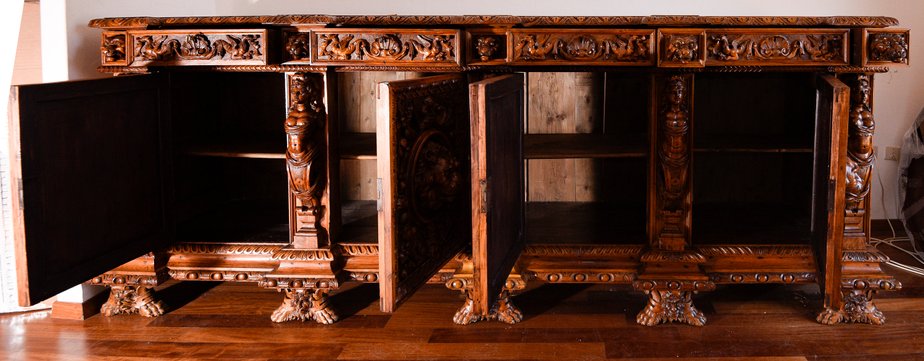 Antique Italian Carved & Sculpted Walnut Sideboard, 1800s-RAQ-595922