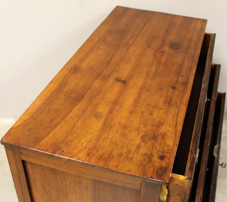 Antique Italian Chest of Drawers in Walnut, 1700s-UMS-1792466