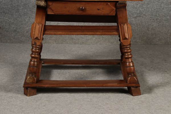 Antique Little Shipping Table in Walnut, 1800-DXD-1750403