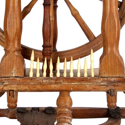 Antique Majestic Spinning Wheel in Ebony Wood-RY-659618