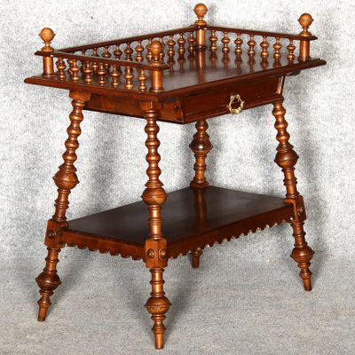 Antique Side Table in Walnut, 1880-DXD-1750385