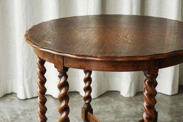 Antique Six Legged Side or Gueridon Table in Oak with Scalloped Top, 1890s-FEW-2024218