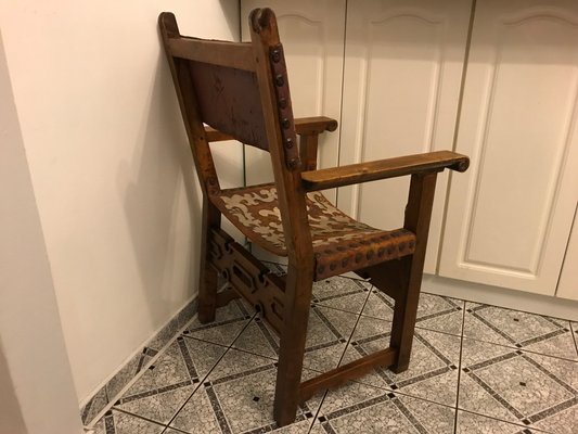 Antique Spanish Throne in Walnut and Skin, 1600s-WQQ-1447168