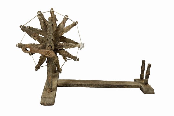 Antique Traditional Basic Spinning Wheel, Nuristan Charkha, 1890s-UZN-1389294