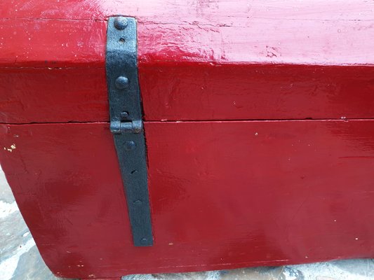 Antique Trunk in Painted Fir Wood with Bombed Slatted Cover and Original Hardware-ZFY-1335373