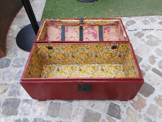 Antique Trunk in Painted Fir Wood with Bombed Slatted Cover and Original Hardware-ZFY-1335373