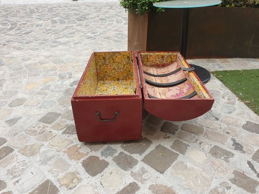 Antique Trunk in Painted Fir Wood with Bombed Slatted Cover and Original Hardware-ZFY-1335373