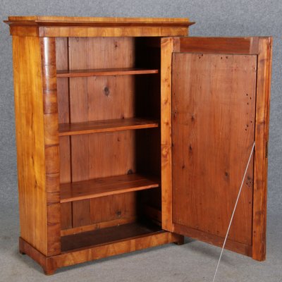 Antique Viennese Biedermeier Cabinet in Walnut, 1820s-DXD-1789928